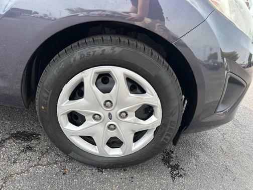 2013 Ford Fiesta SE