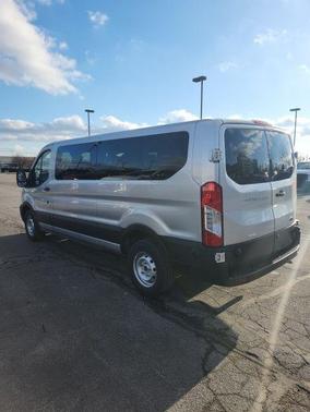 2025 Ford Transit-350 XL