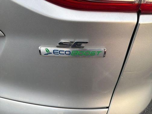 Ingot Silver 2014 Ford Escape SE