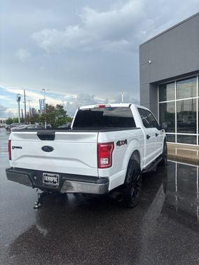 Oxford White 2017 Ford F-150 XLT
