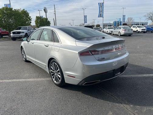 2017 Lincoln MKZ Select