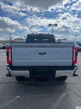 2025 Ford F-350 Lariat Super Duty