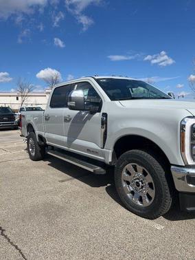 2025 Ford F-350 Lariat Super Duty