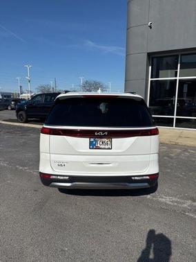 Snow White Pearl 2024 Kia Carnival SX Prestige