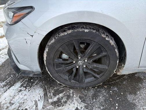 2021 Nissan Maxima SV