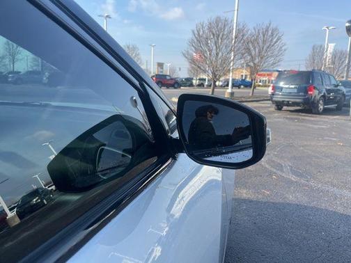 2021 Nissan Maxima SV