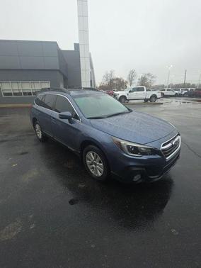 2018 Subaru Outback 2.5i Premium