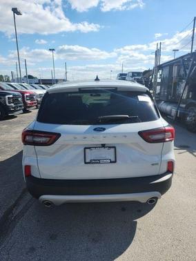 2026 Ford Escape Base