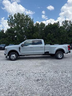 2025 Ford F-350 Lariat Super Duty