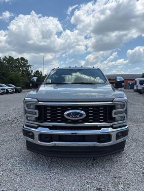 2025 Ford F-350 Lariat Super Duty