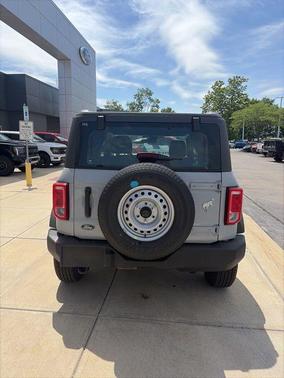 Avalanche 2026 Ford Bronco Base