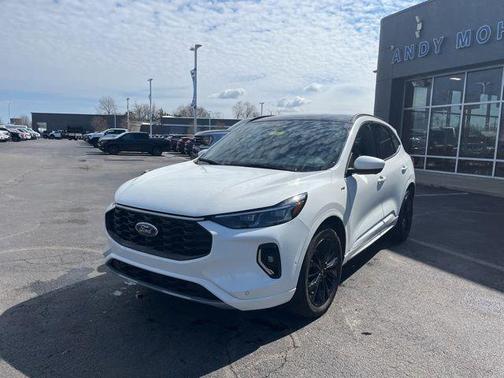 2023 Ford Escape ST-Line Elite