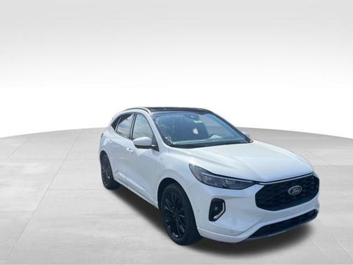 2023 Ford Escape ST-Line Elite