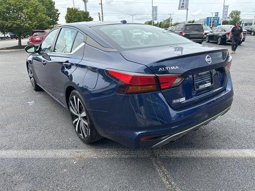 2021 Nissan Altima 2.5 SR