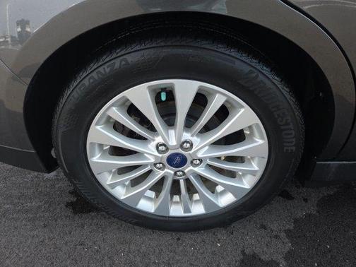 2017 Ford C-Max Hybrid SE