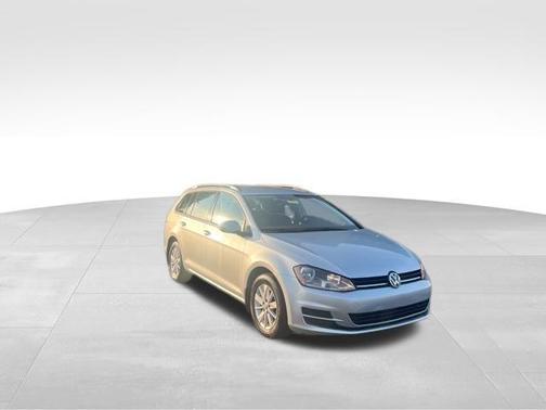 2017 Volkswagen Golf SportWagen TSI S