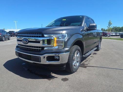 Magnetic 2018 Ford F-150 XLT