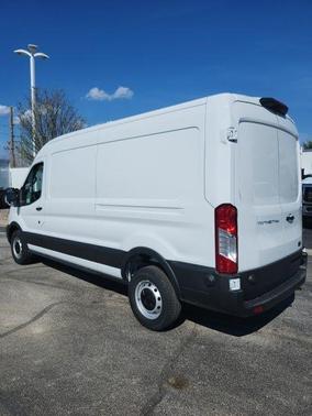 2025 Ford Transit-250 148 WB Medium Roof Cargo
