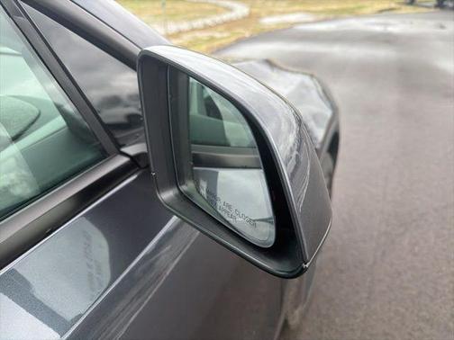 2026 Tesla Model Y PREMIUM