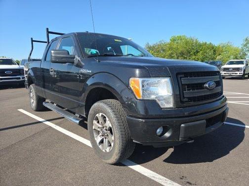 Tuxedo Black Metallic 2014 Ford F-150 STX