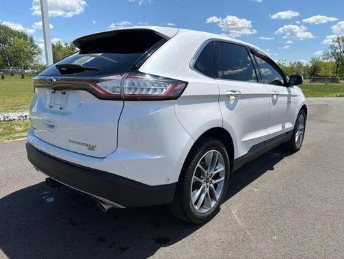 White Platinum Clearcoat Metallic 2018 Ford Edge Titanium
