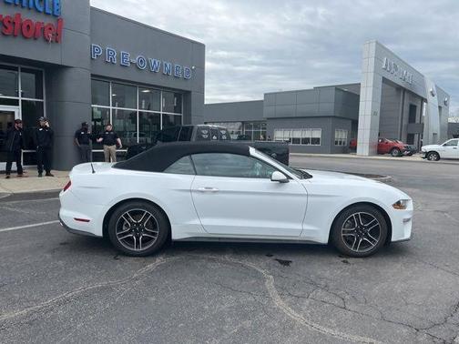 2022 Ford Mustang EcoBoost Premium