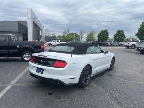 2022 Ford Mustang EcoBoost Premium