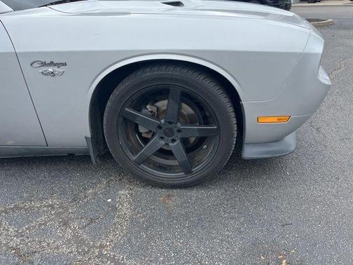 2012 Dodge Challenger SXT
