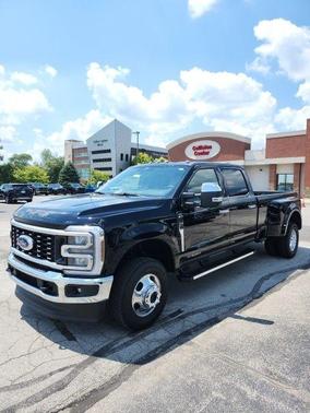 2025 Ford F-350 Lariat Super Duty