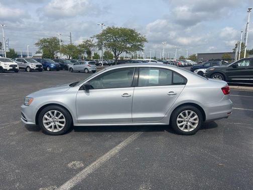 2015 Volkswagen Jetta 1.8T SE