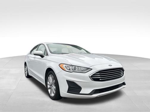 2020 Ford Fusion Hybrid SE