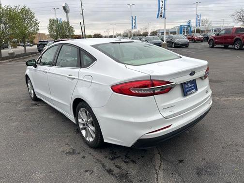 2020 Ford Fusion Hybrid SE