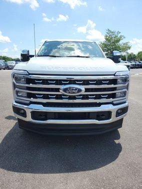 2025 Ford F-350 Lariat Super Duty
