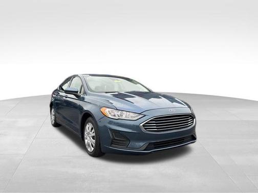 2019 Ford Fusion S