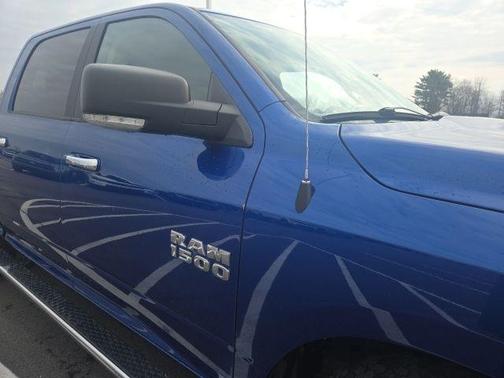 Blue Streak Pearlcoat 2018 RAM 1500 Big Horn