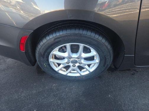 2023 Chrysler Pacifica Touring-L