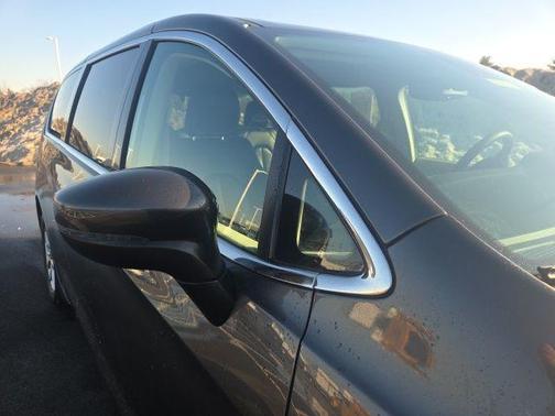 2023 Chrysler Pacifica Touring-L