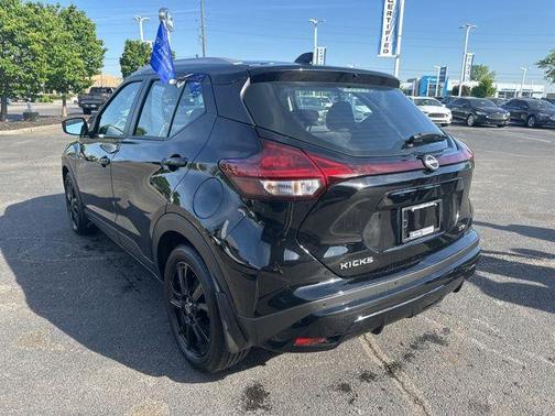 2023 Nissan Kicks SV