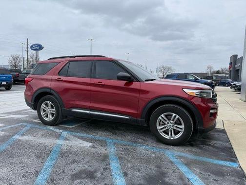 2023 Ford Explorer XLT