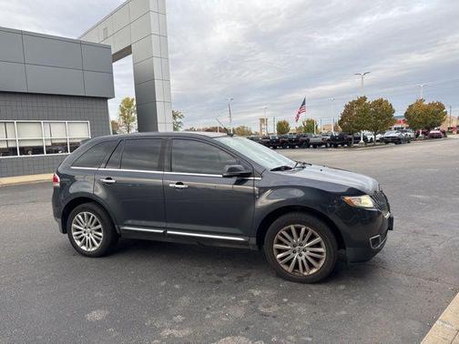 2013 Lincoln MKX Base