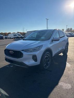 2026 Ford Escape Platinum