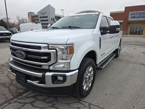 Oxford White 2022 Ford F-250 Lariat