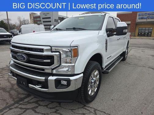 Oxford White 2022 Ford F-250 Lariat