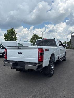 2025 Ford F-350 Lariat Super Duty