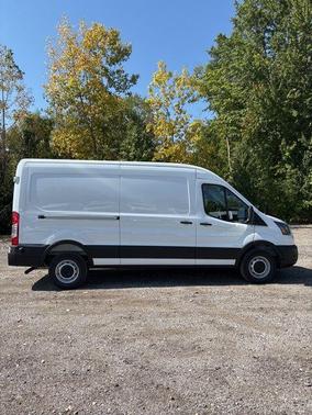 2025 Ford Transit-250 148 WB Medium Roof Cargo