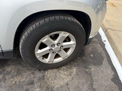 2016 GMC Acadia SLE-2