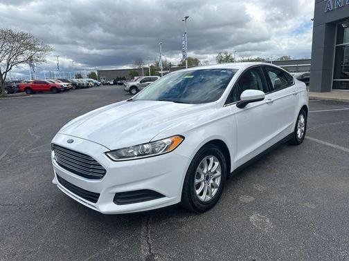 2016 Ford Fusion S