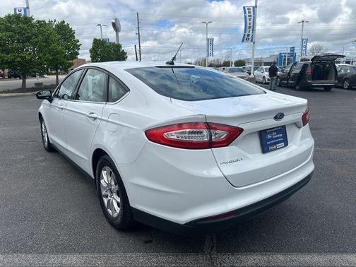 2016 Ford Fusion S