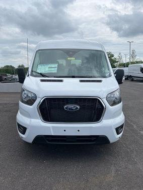 2025 Ford Transit-350 XL