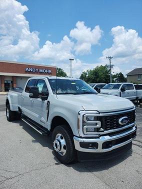 2025 Ford F-350 Lariat Super Duty
